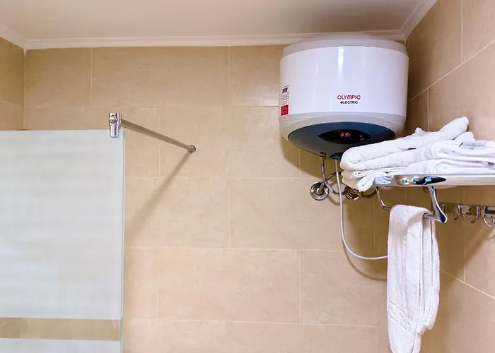 Apartmanhotel Aldau Heights Prestige Spacious Hotel-style Poolview 1br
